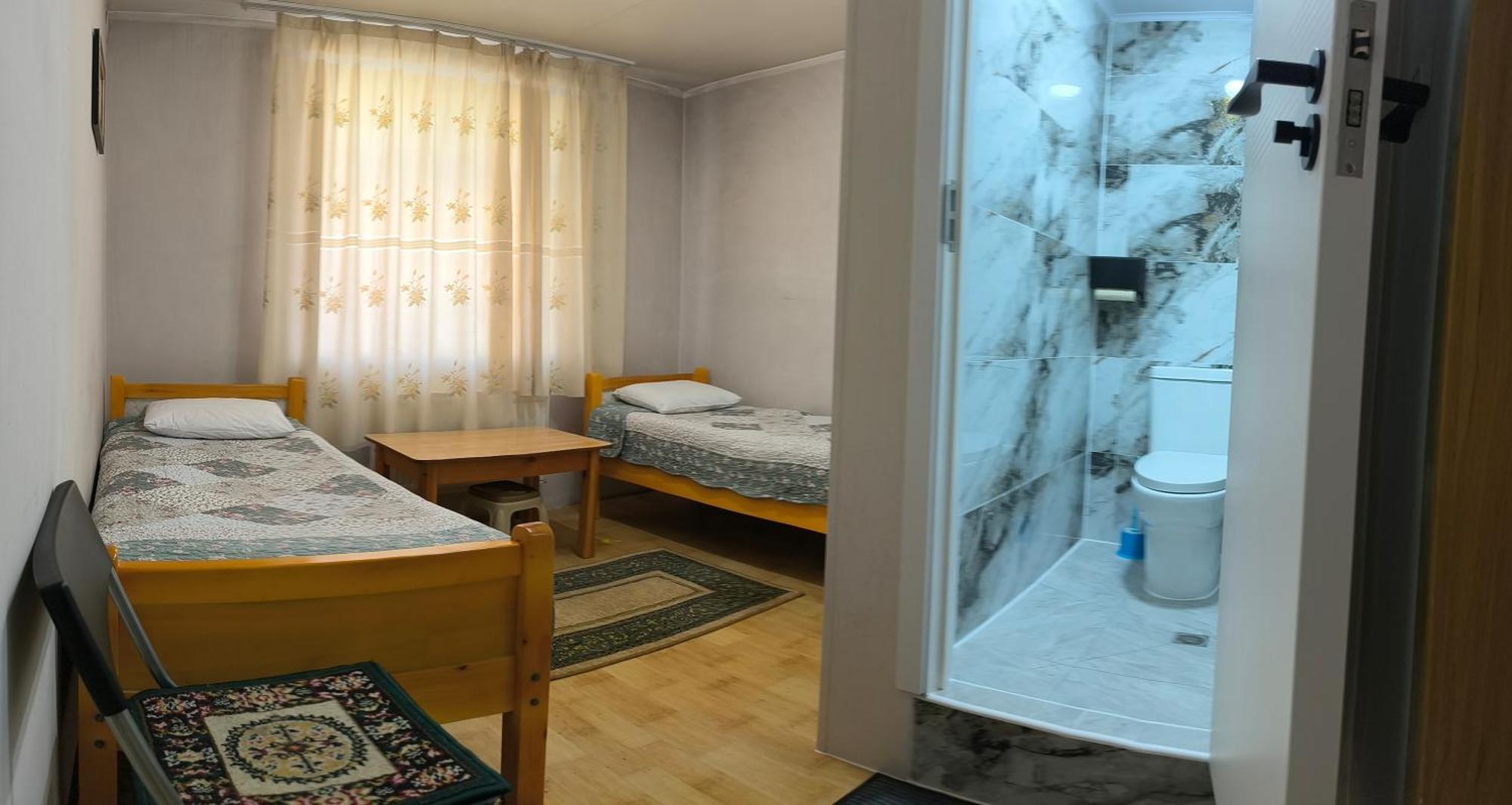 Town Yard Hostel Oulan-Bator Extérieur photo