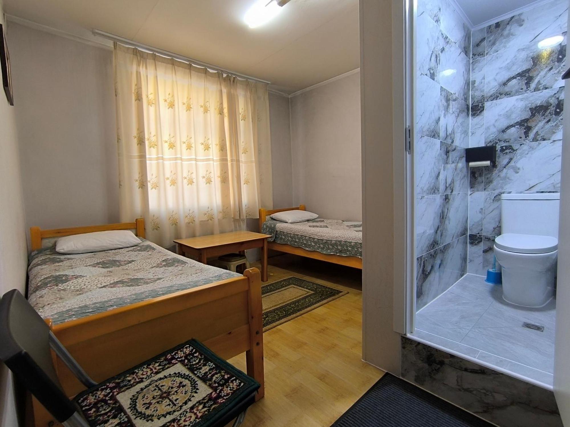 Town Yard Hostel Oulan-Bator Extérieur photo