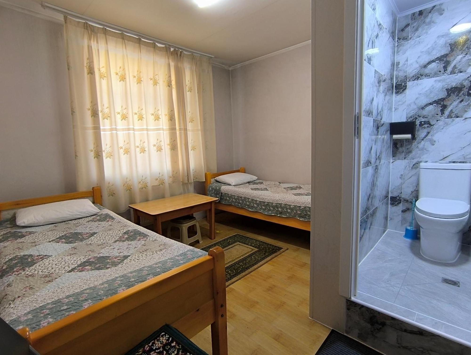 Town Yard Hostel Oulan-Bator Extérieur photo