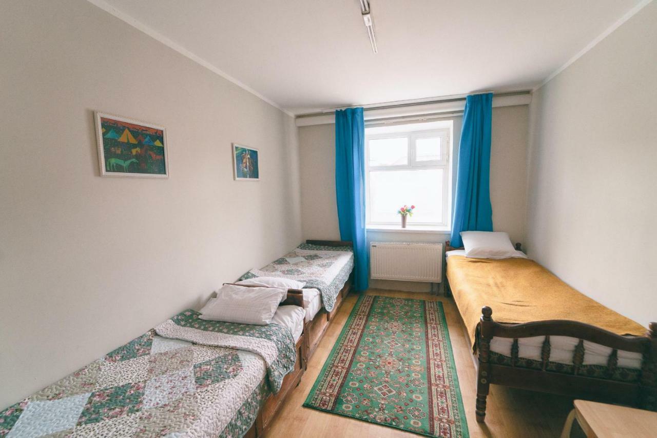 Town Yard Hostel Oulan-Bator Extérieur photo