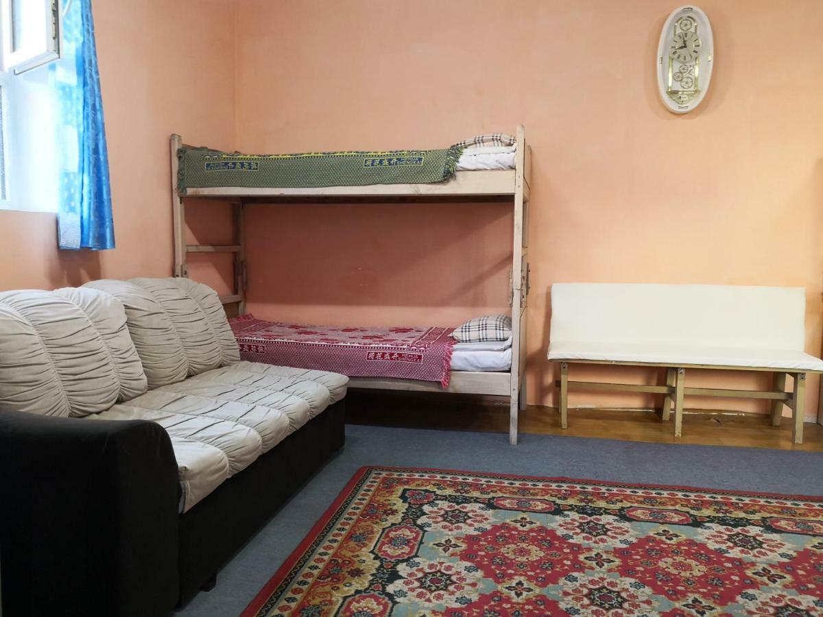 Town Yard Hostel Oulan-Bator Extérieur photo